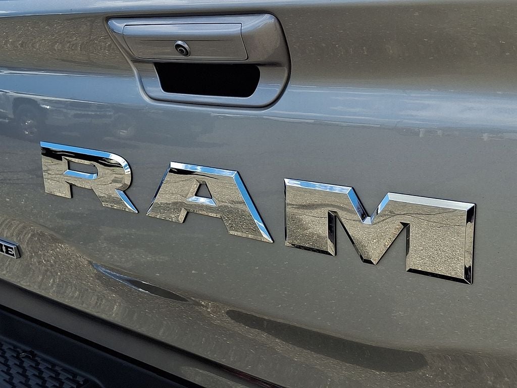 2025 RAM 1500 Laramie Crew Cab 4x4 5'7' Box