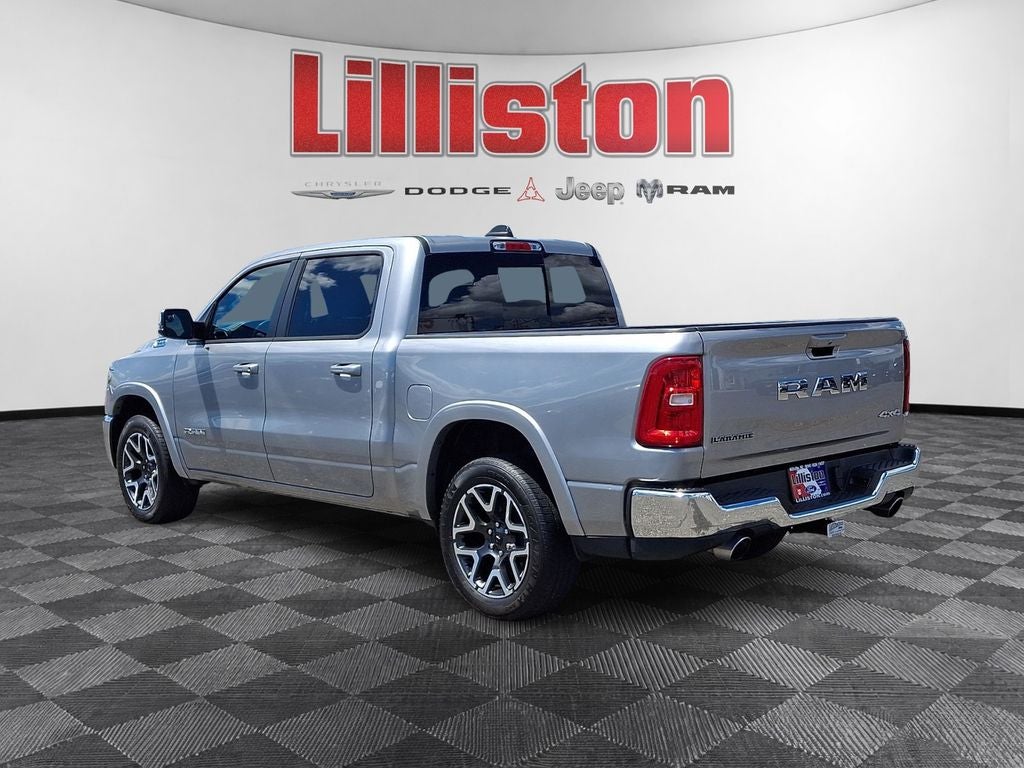 2025 RAM 1500 Laramie Crew Cab 4x4 5'7' Box