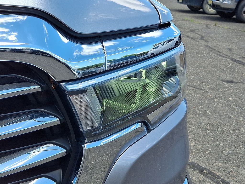 2025 RAM 1500 Laramie Crew Cab 4x4 5'7' Box