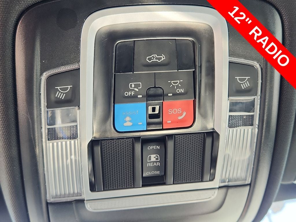 2025 RAM 1500 Laramie Crew Cab 4x4 5'7' Box