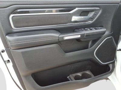 2020 RAM 1500 Laramie Crew Cab 4x4 5'7' Box