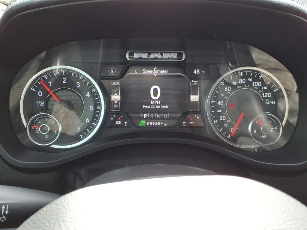 2020 RAM 1500 Laramie Crew Cab 4x4 5'7' Box