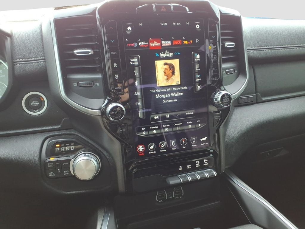 2020 RAM 1500 Laramie Crew Cab 4x4 5'7' Box