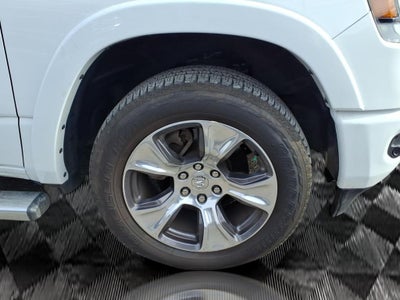 2020 RAM 1500 Laramie Crew Cab 4x4 5'7' Box