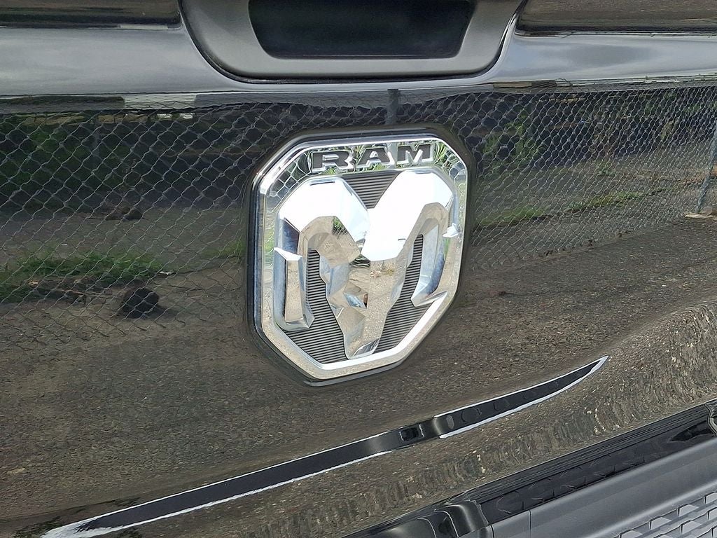 2024 RAM 1500 Big Horn Crew Cab 4x4 6'4' Box