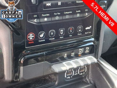2020 RAM 1500 Big Horn Crew Cab 4x4 6'4' Box