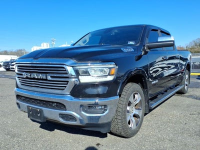 2019 RAM 1500 Laramie Crew Cab 4x4 6'4' Box
