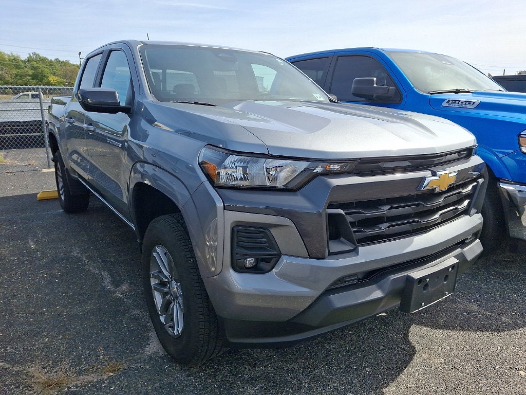 2023 Chevrolet Colorado 4WD Crew Cab Short Box LT