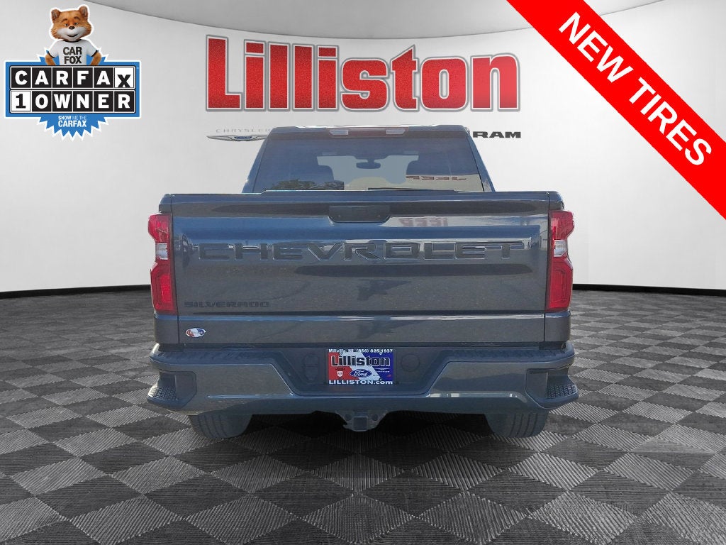 2021 Chevrolet Silverado 1500 4WD Crew Cab Short Bed Custom