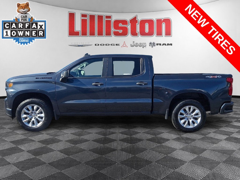 2021 Chevrolet Silverado 1500 4WD Crew Cab Short Bed Custom