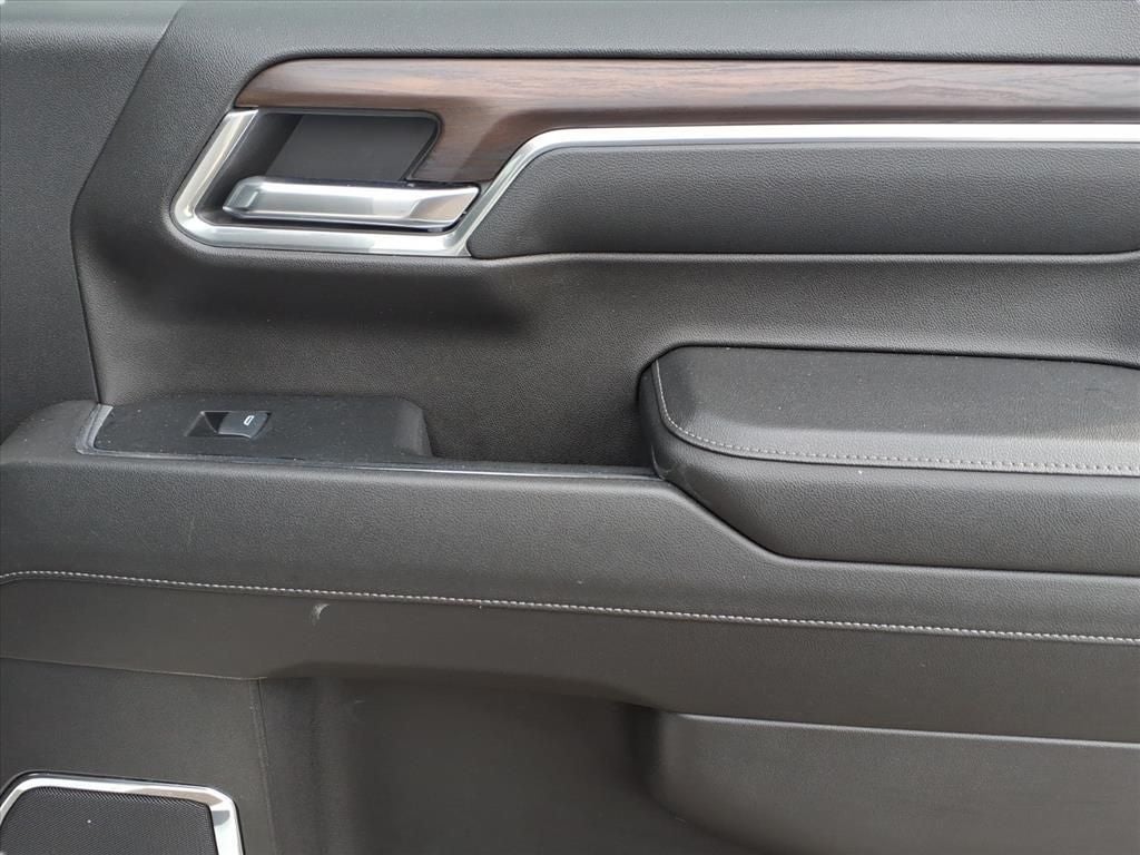 2024 GMC Sierra 1500 4WD Crew Cab Short Box SLT