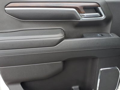 2024 GMC Sierra 1500 4WD Crew Cab Short Box SLT