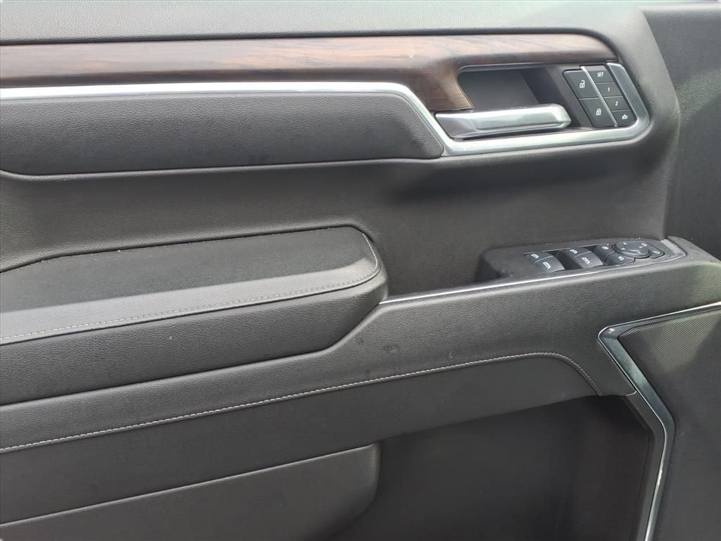 2024 GMC Sierra 1500 4WD Crew Cab Short Box SLT