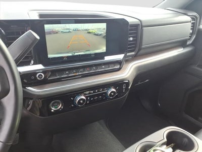 2024 GMC Sierra 1500 4WD Crew Cab Short Box SLT