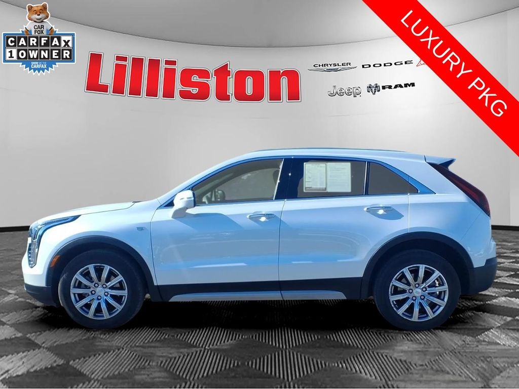 2022 Cadillac XT4 AWD Premium Luxury