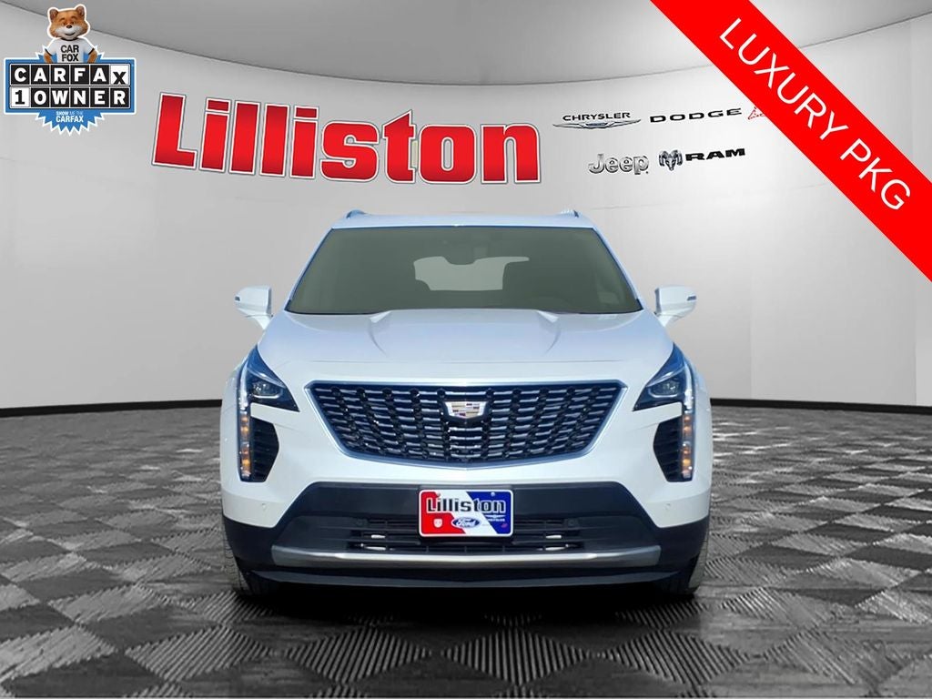 2022 Cadillac XT4 AWD Premium Luxury
