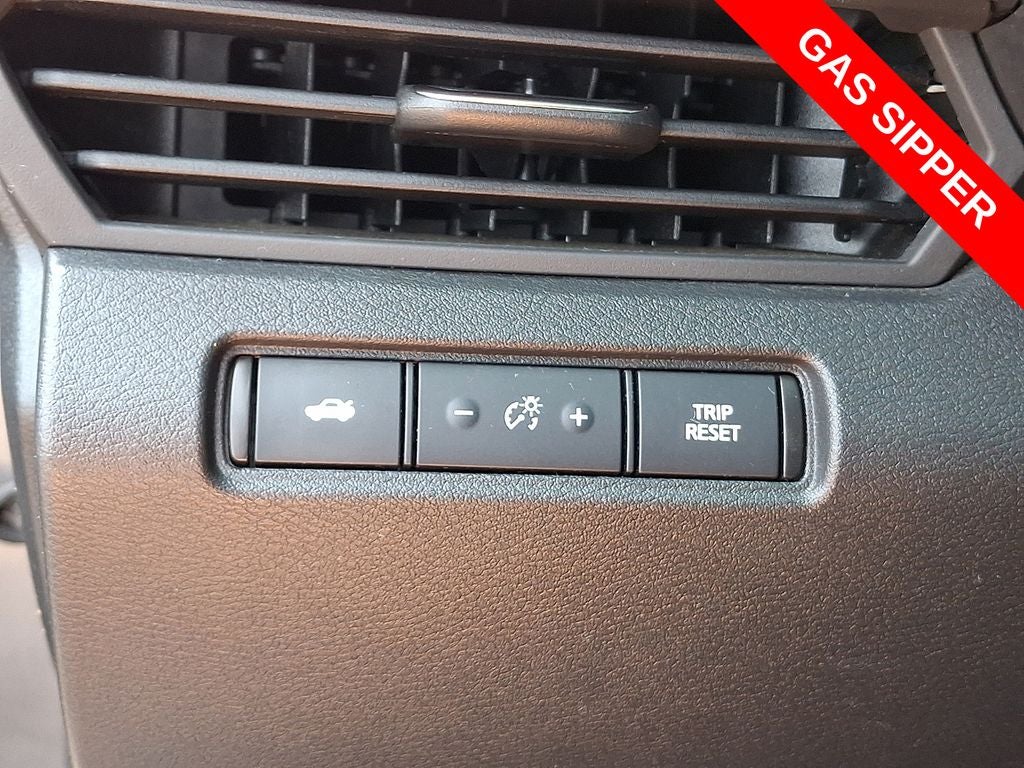 2021 Nissan Altima SR FWD