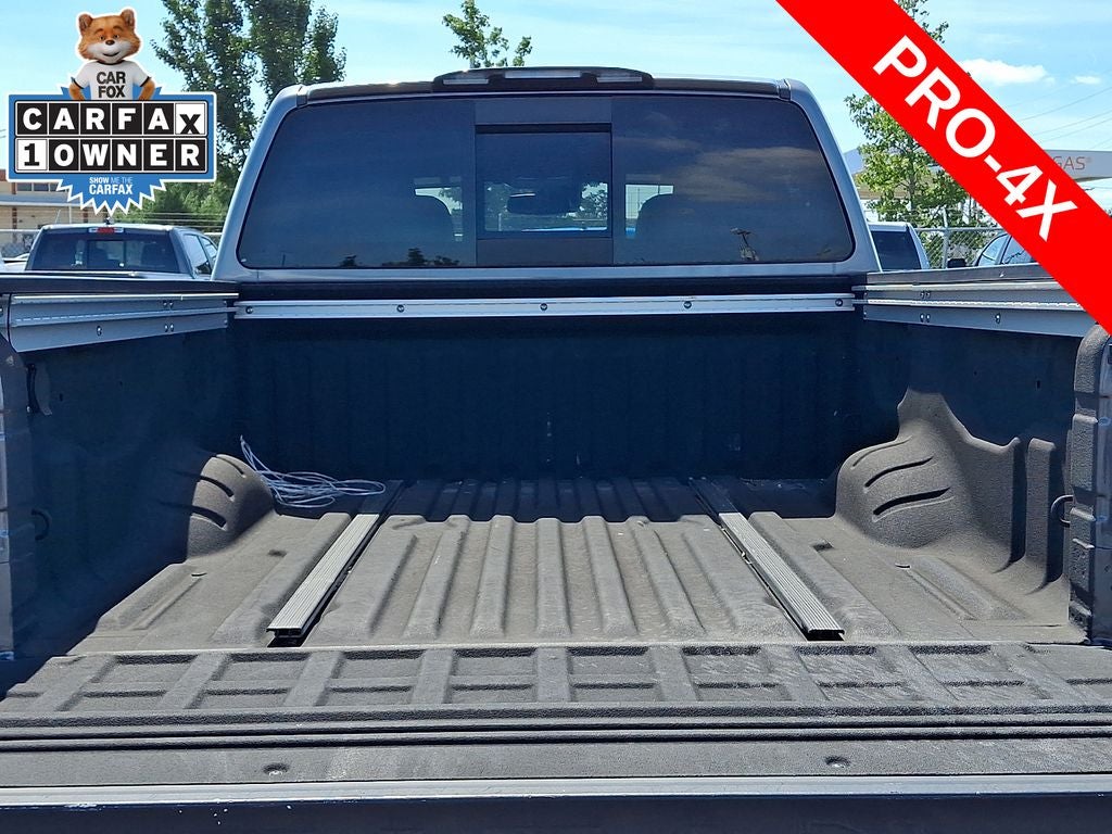 2021 Nissan TITAN Crew Cab PRO-4X 4x4