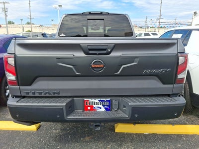2021 Nissan TITAN Crew Cab PRO-4X 4x4