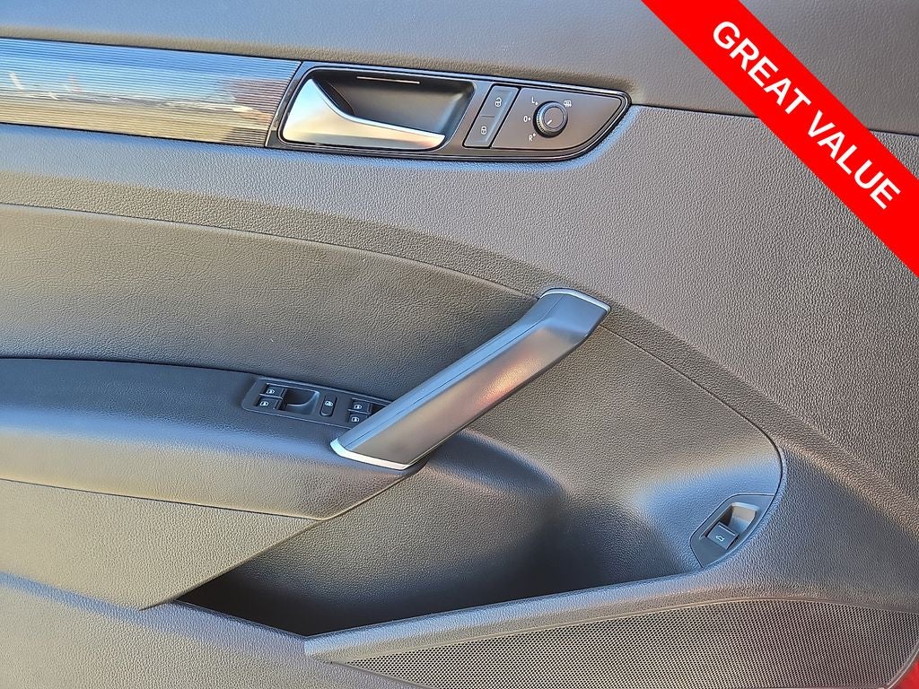 2020 Volkswagen Passat 2.0T R-Line