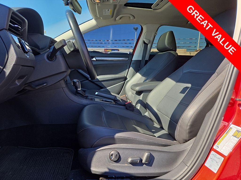 2020 Volkswagen Passat 2.0T R-Line