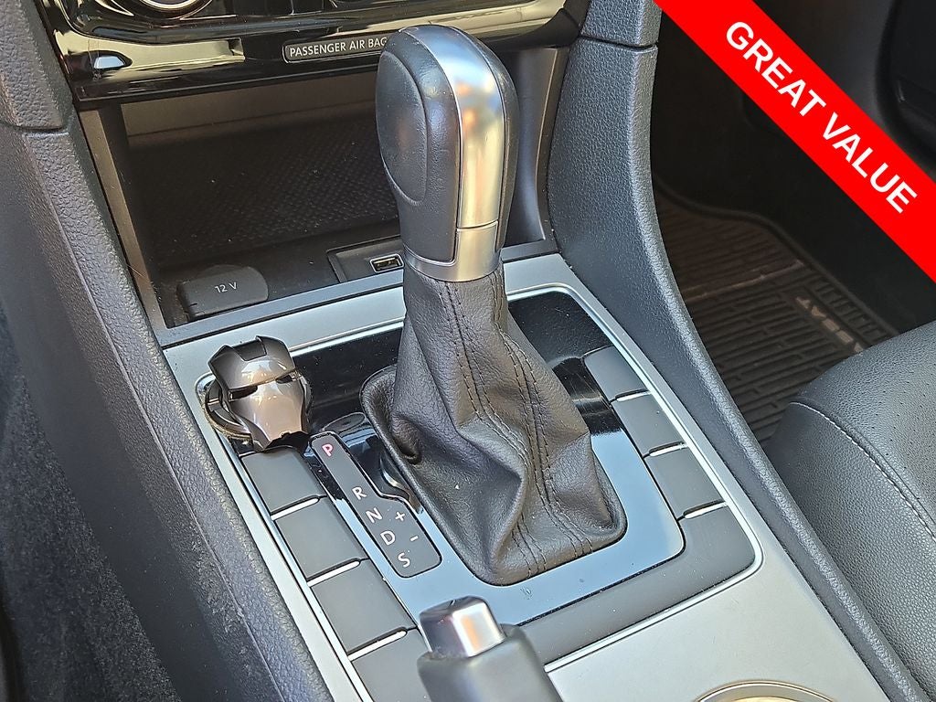 2020 Volkswagen Passat 2.0T R-Line