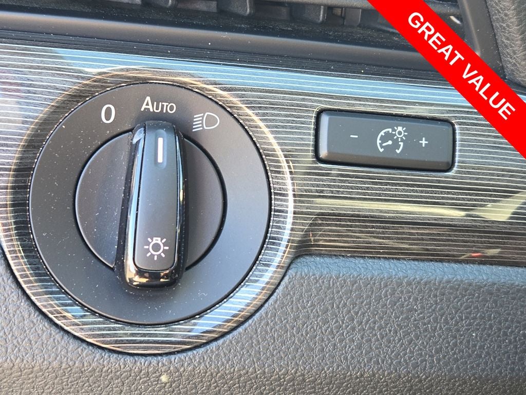 2020 Volkswagen Passat 2.0T R-Line