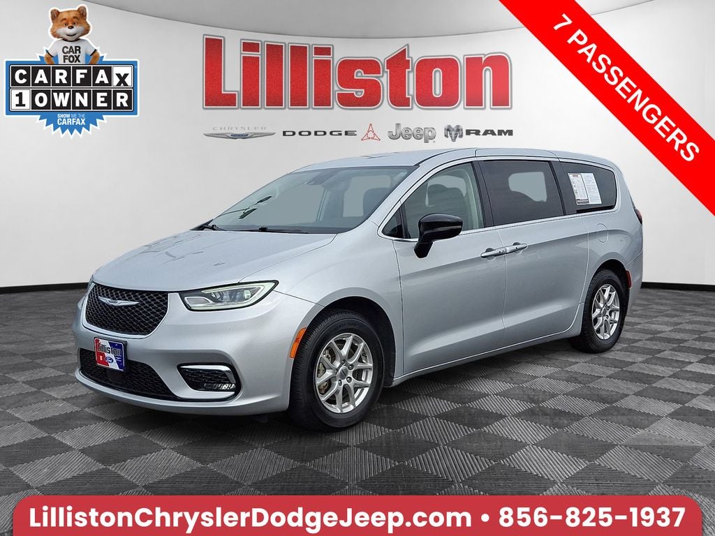 2024 Chrysler Pacifica Touring L