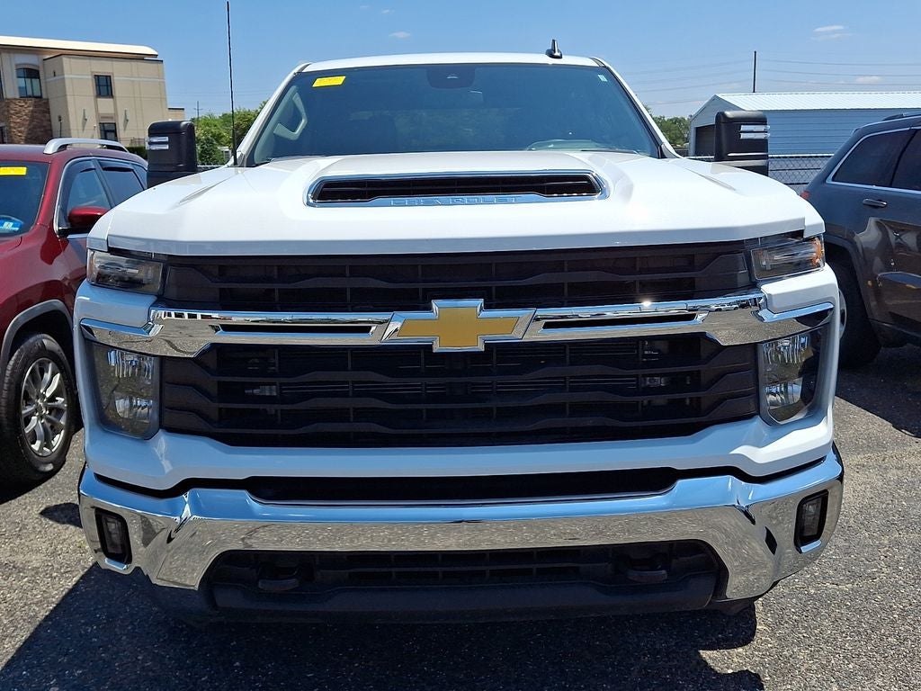 2025 Chevrolet Silverado 2500HD 4WD Crew Cab Standard Bed LT