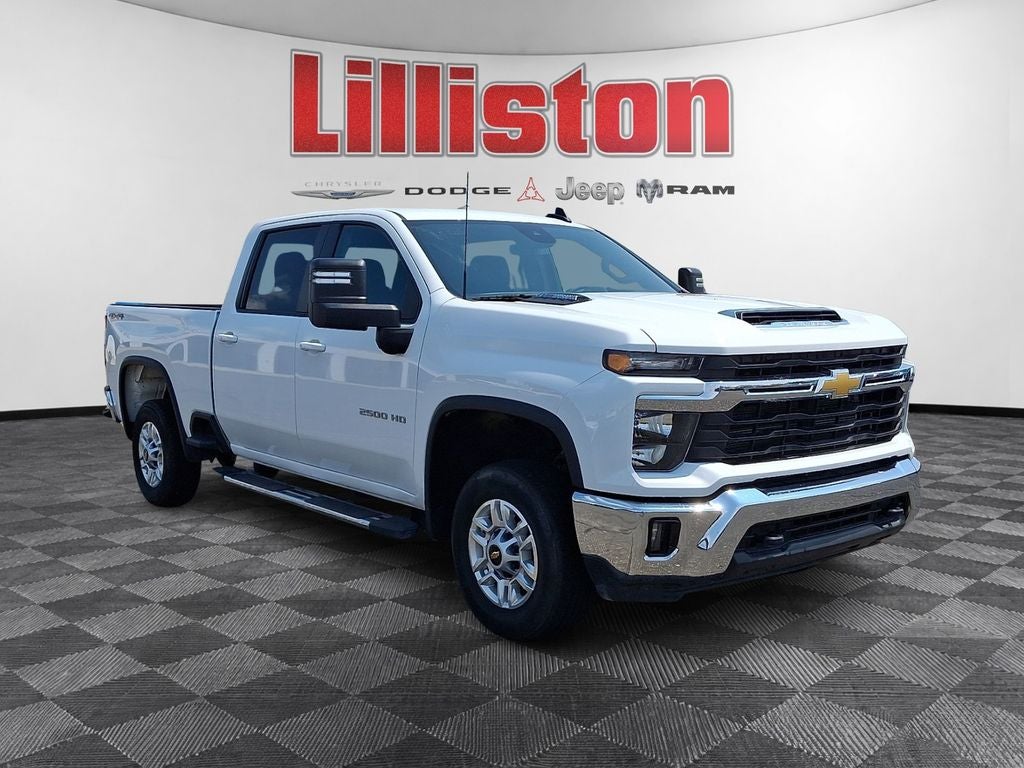 2025 Chevrolet Silverado 2500HD 4WD Crew Cab Standard Bed LT