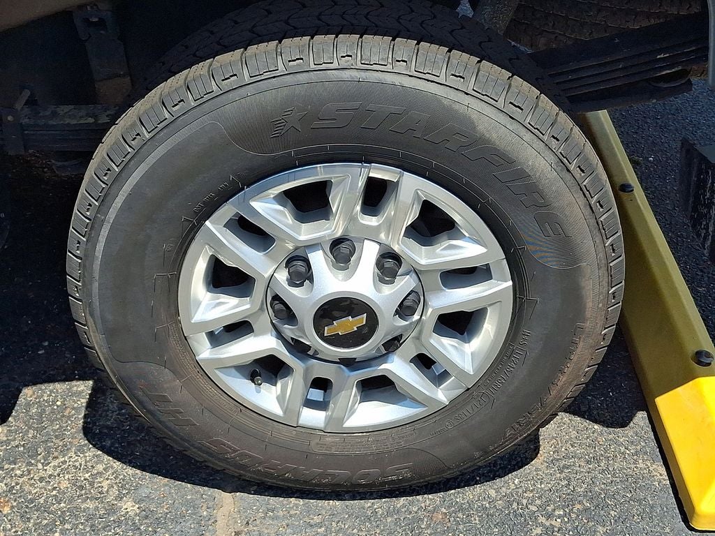 2025 Chevrolet Silverado 2500HD 4WD Crew Cab Standard Bed LT
