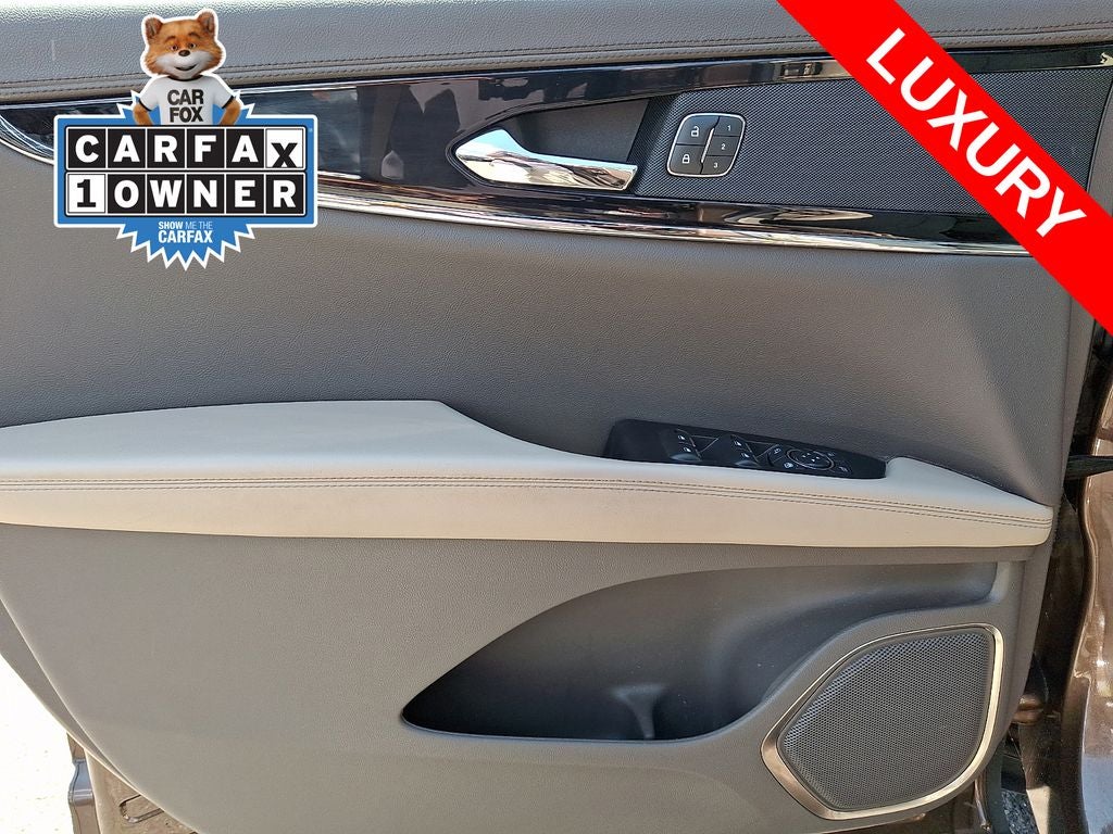 2022 Lincoln Nautilus Standard