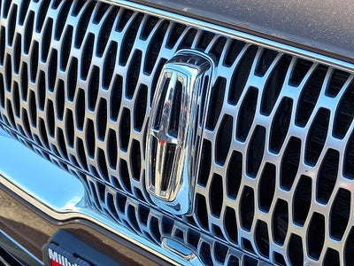 2022 Lincoln Nautilus Standard