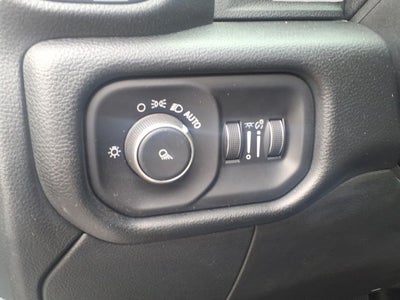 2019 RAM 3500 Tradesman Regular Cab 4x4 8' Box