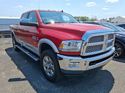 2018 RAM 3500 Laramie Crew Cab 4x4 6'4' Box