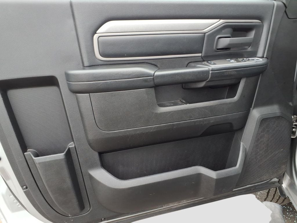 2023 RAM 2500 Tradesman Regular Cab 4x2 8' Box