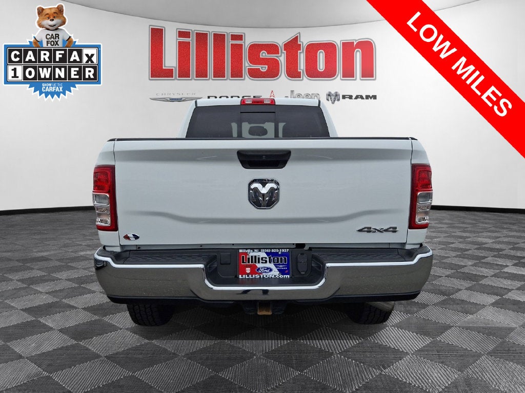 2024 RAM 2500 Tradesman Crew Cab 4x4 6'4' Box