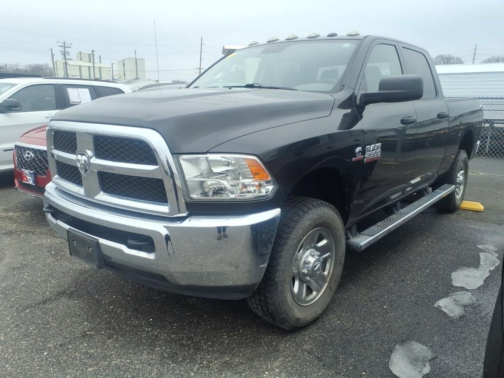 2018 RAM 2500 Tradesman Crew Cab 4x4 6'4' Box