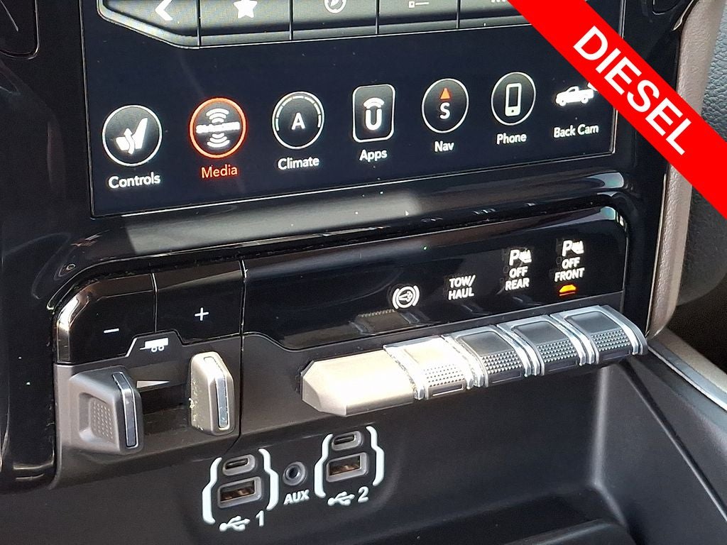 2021 RAM 2500 Laramie Crew Cab 4x4 6'4' Box