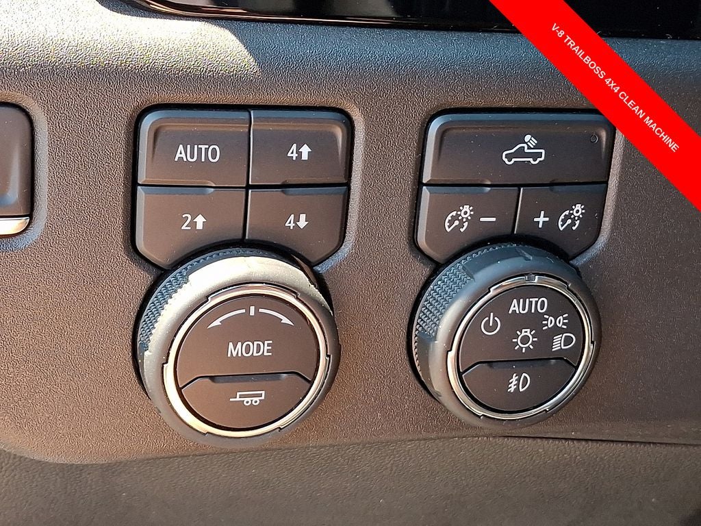 2024 Chevrolet Silverado 1500 4WD Crew Cab Short Bed LT Trail Boss