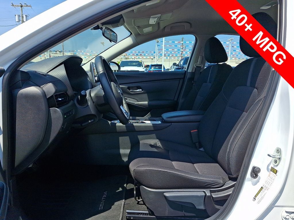 2024 Nissan Sentra SV Xtronic CVT
