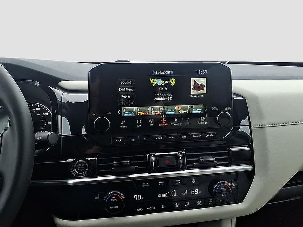 2023 Nissan Pathfinder SL 4WD