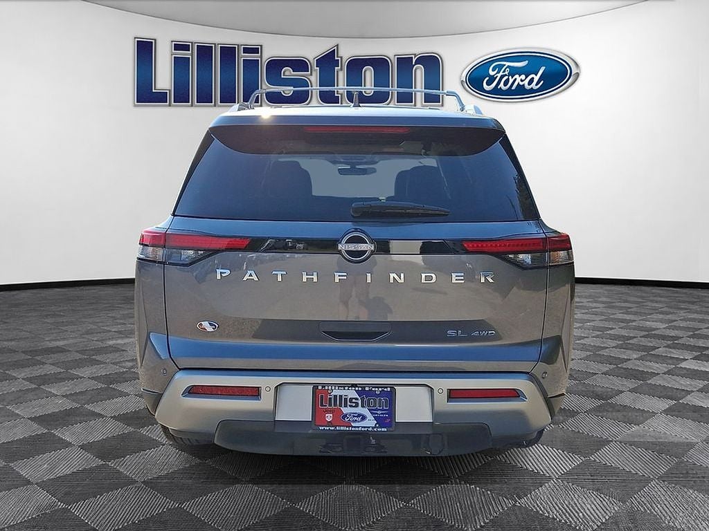 2025 Nissan Pathfinder SL 4WD