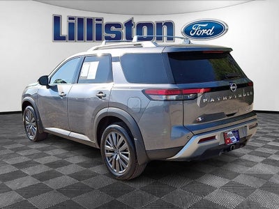 2025 Nissan Pathfinder SL 4WD