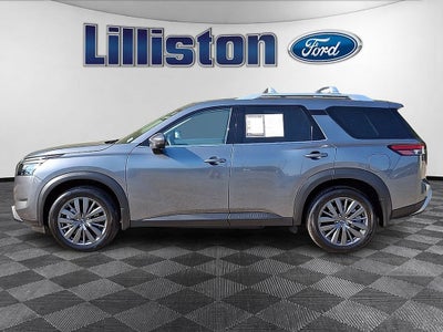 2025 Nissan Pathfinder SL 4WD
