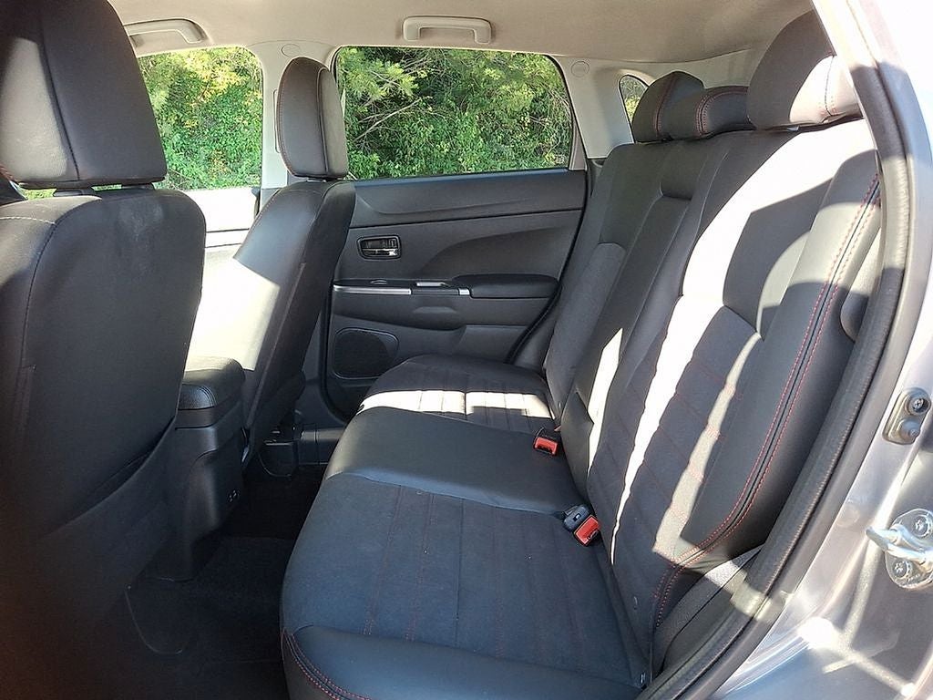 2023 Mitsubishi Outlander Sport Base