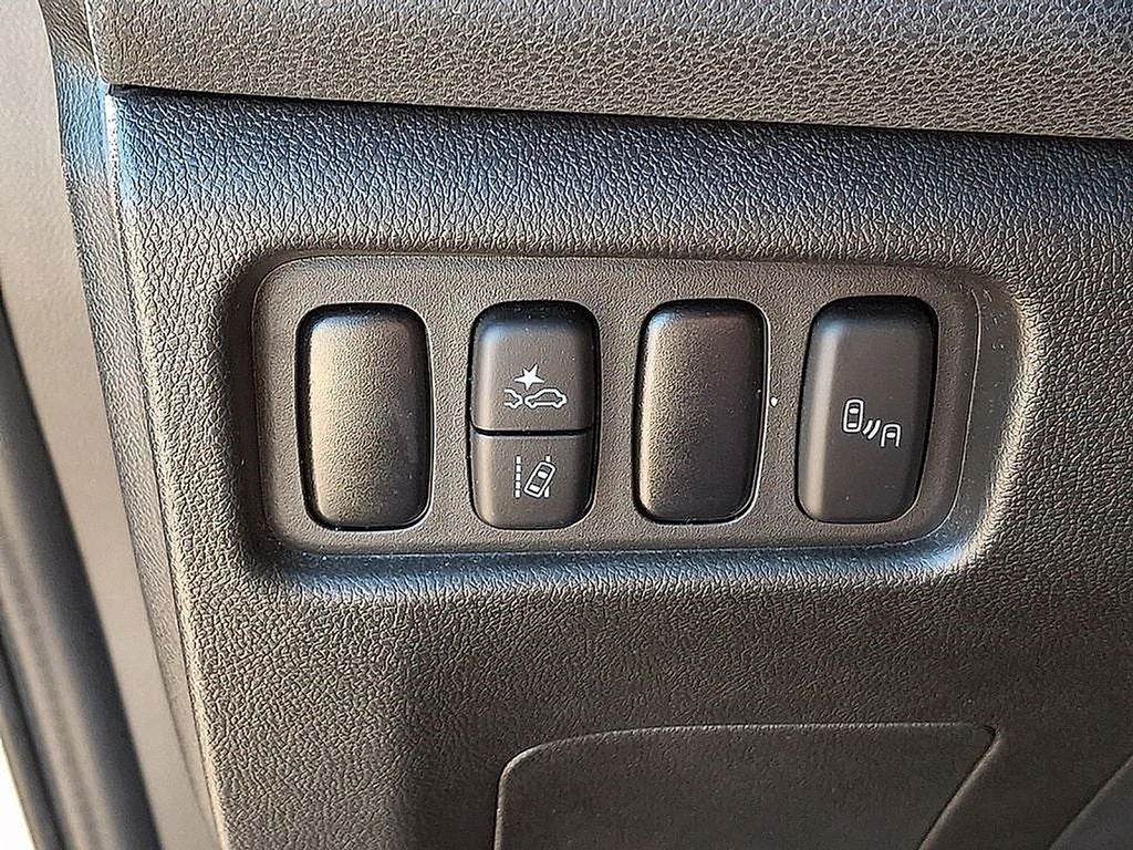 2023 Mitsubishi Outlander Sport Base