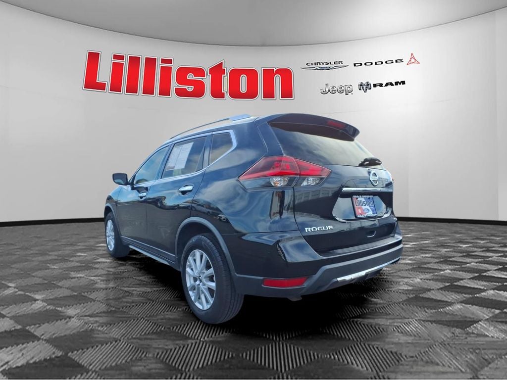 2018 Nissan Rogue SV