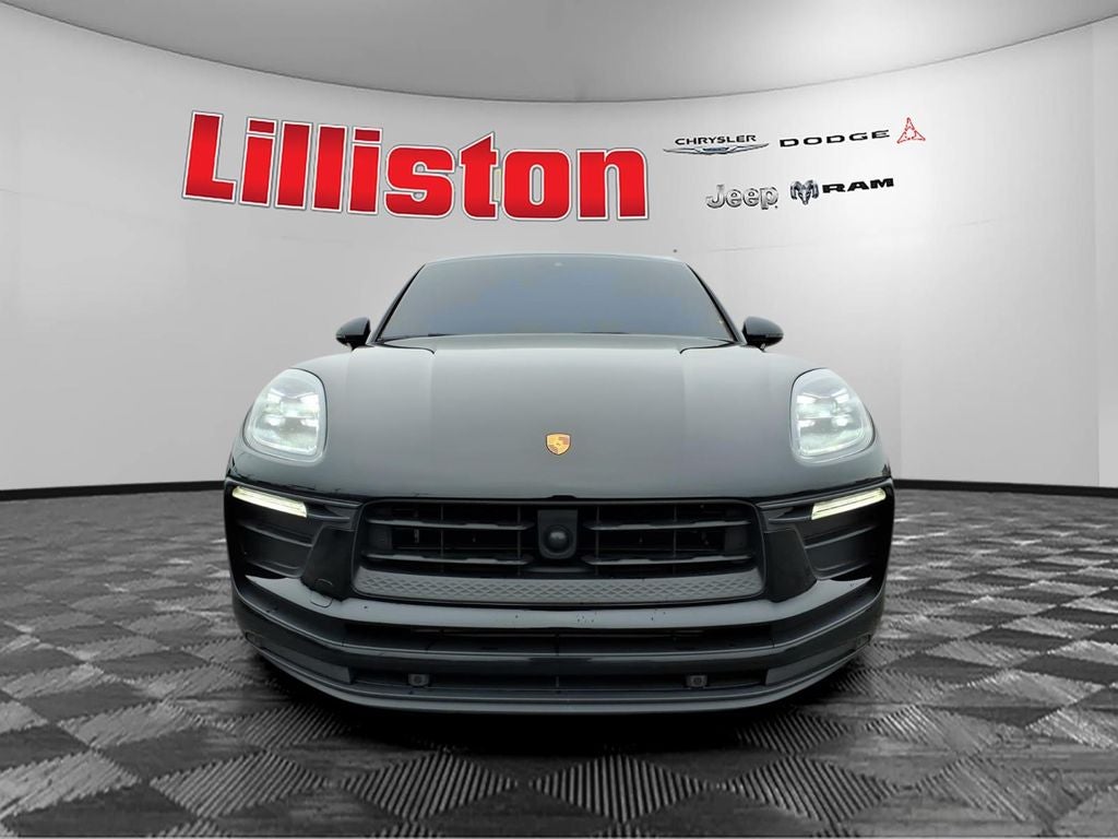 2023 Porsche Macan T
