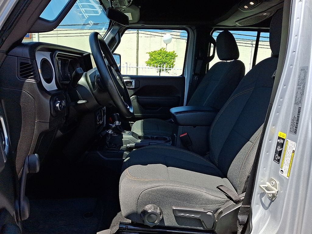 2024 Jeep Wrangler Sport